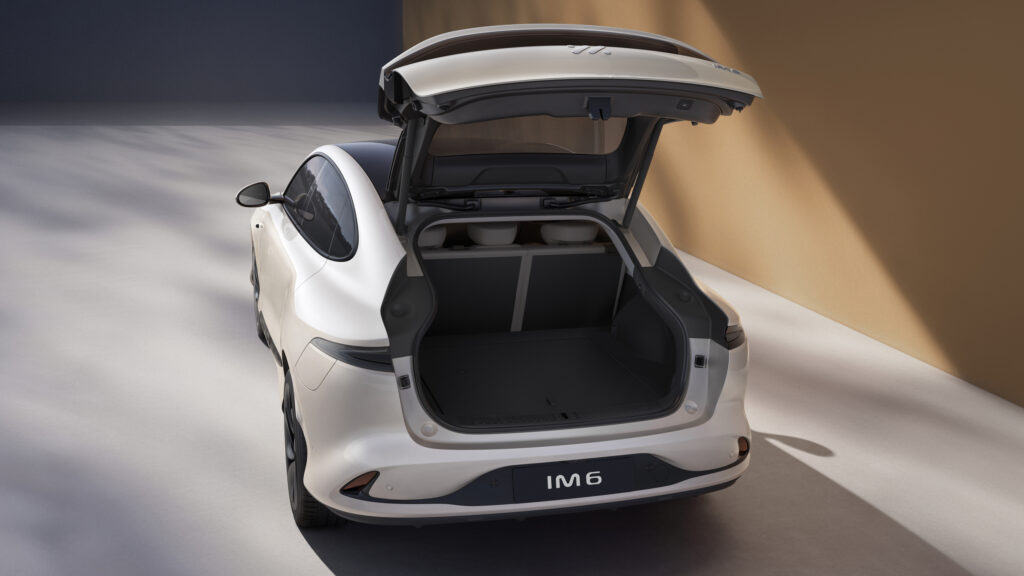 NEW-MG-IM6-6-1024x576 NEW MG IM6 นับถอยหลังเปิดตัวรถเรือธงสเปคไทย 18 มีนาคมนี้