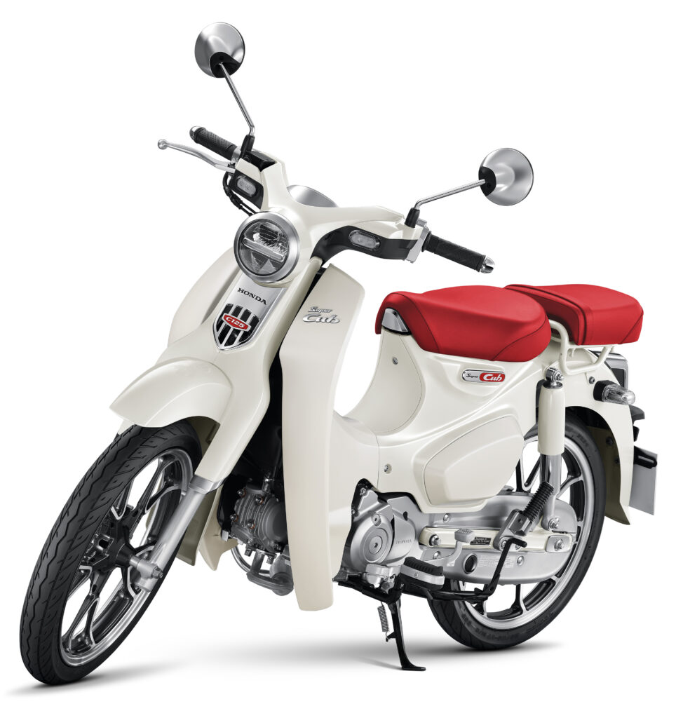 6.New-C125-Left_front-1-45-974x1024 New Honda C125 Custom Edition คู่สีใหม่แห่งความหรูหรา