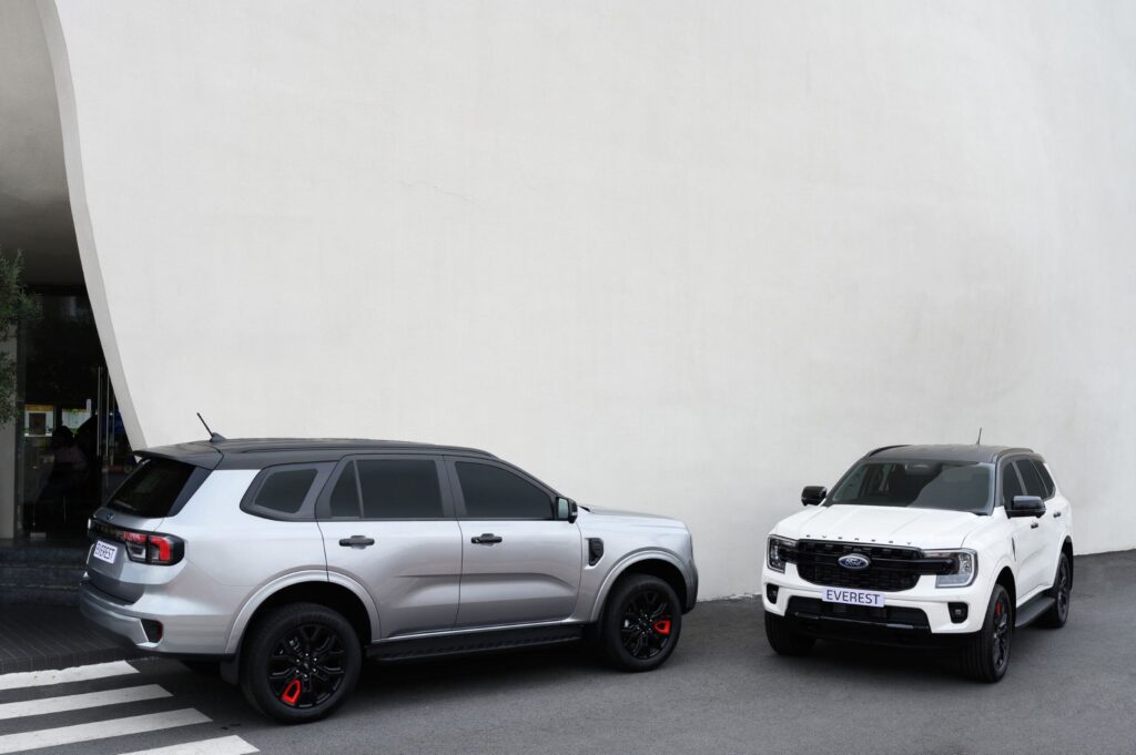 Ford-Everest-Sport-SIP_Exterior-in-Both-Colours-1024x681 Ford Everest Sport Special Edition ดุดันสไตล์สปอร์ต ฟีเจอร์แน่น ในราคาคุ้มค่า