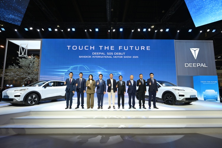 batch_03-CHANGAN-unveils-DEEPAL-S05-and-showcases-advanced-NEV-lineup-at-46th-Bangkok-International-Motor-Show CHANGAN ส่ง DEEPAL S05 รุ่นล่าสุดบุกงาน Motor Show 2025