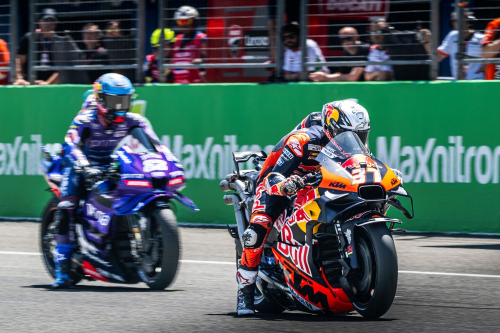 batch_11 MotoGP 2025 เปิดฉากเร้าใจ! ทัพนักบิดทั่วโลกอวดฝีมือประเดิมสนามแรก