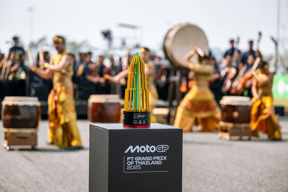 batch_5-2 Grid Girl ผ้าไหมไทย ถ่ายทอดความงาม ภูมิปัญญา และจิตวิญญาณ MotoGP2025