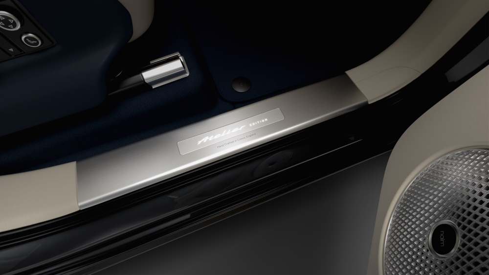 batch_Bentayga-Atelier-Treadplate-11 New Bentley Bentayga Atelier Edition เปิดจองรุ่นย่อยใหม่ เริ่ม 16.4 ล้านบาท