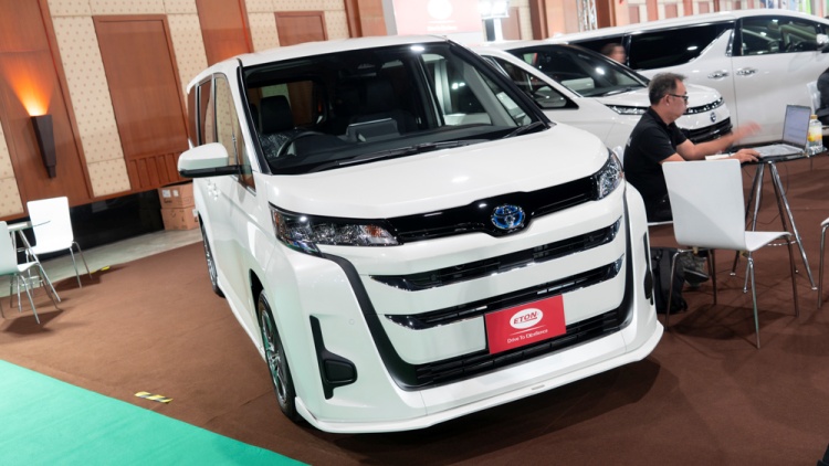 batch_Eton-Group-ลุยงาน-Motor-Show-2025-11 ETON GROUP ขนขบวนรถนำเข้าสุดหรูจากญี่ปุ่นพร้อมโปรเด็ดในงาน Motor Show 2025