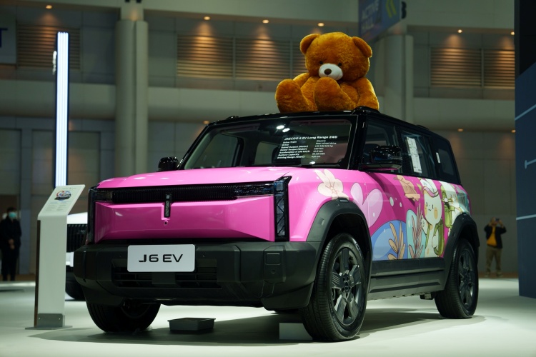 batch_JAECOO-6-EV-5 OMODA & JAECOO เปิดบูธยิ่งใหญ่ พร้อมประกาศราคา JAECOO 7 SHS ในงาน Motor Show 2025