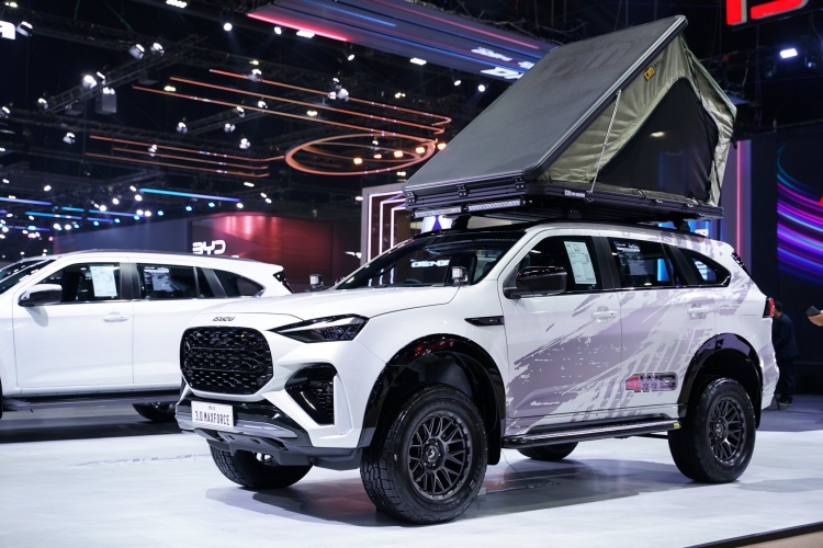 batch_NEW-ISUZU-MU-X-THE-NEXT-PEAK-รุ่น-RS-เครื่องยนต์-3.0-Ddi-MAXFORCE-ตกแต่งสำหรับสายท่องเที่ยวแคมป์ปิ้ง Isuzu ส่งยนตรกรรใหม่สุดล้ำ และโมดิฟายคาร์หลากรุ่นในงาน Motor Show 2025