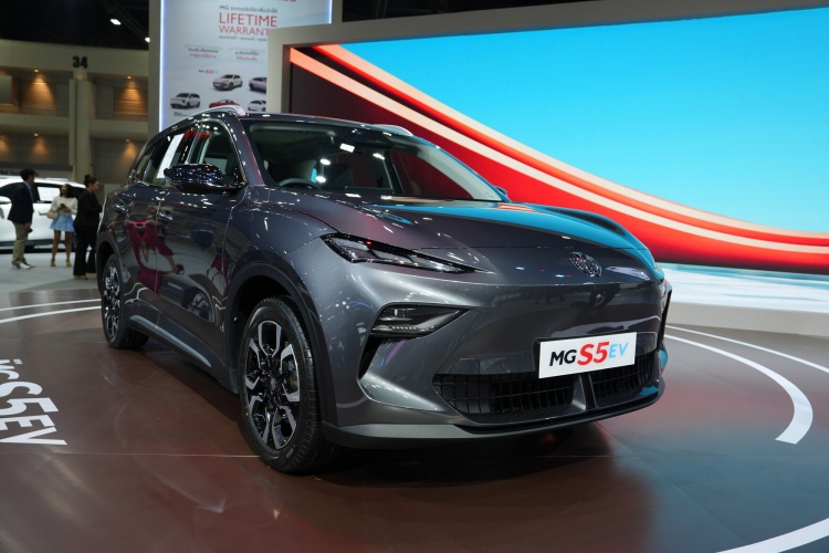 batch_NEW-MG-S5-EV-Launch-02 MG จัดใหญ่ทัพรถยนต์อีวี พร้อมประกาศราคารถใหม่ในงาน Motor Show 2025