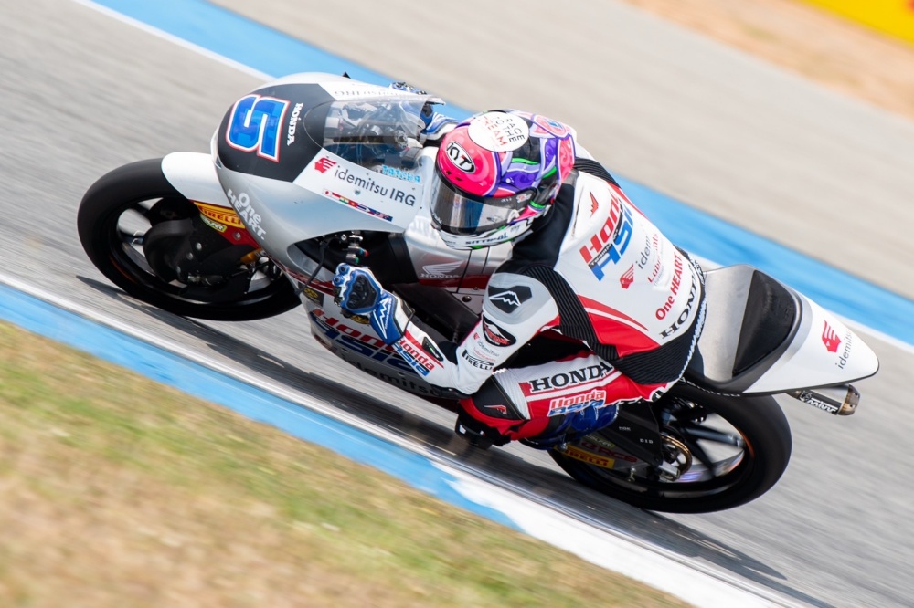 batch_Race-2025-14 “ก้อง-สมเกียรติ” คว้า Top 18 MotoGP โฮมเรซ ThaiGP 2025
