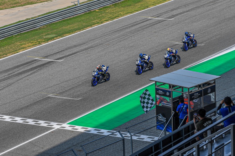 batch_S__524894219 เปิดฉาก YAMAHA R3 BLU CRU Asia-Pacific Championship 2025 “คเนโซวิซ” เข้าวินเรซแรก