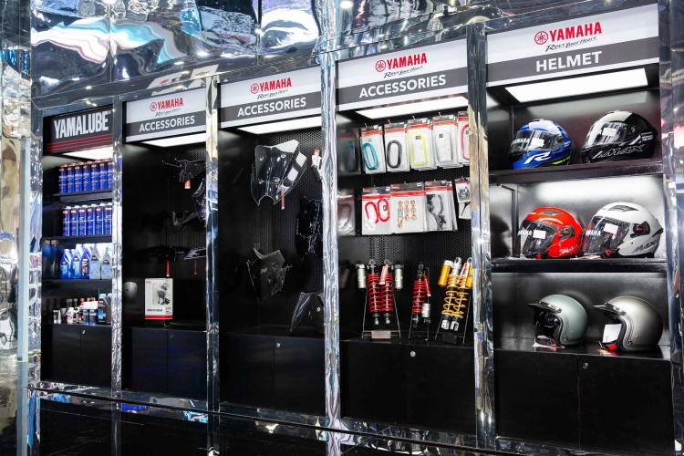 batch_S__525688886 Yamaha เปิดตัว R9, R3, SR400 Final Edition กลางงาน Motor Show 2025