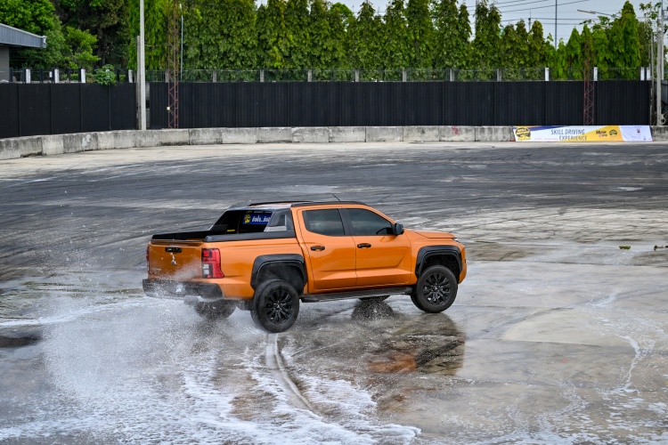 batch_Skill-X-Taja-07 SKILL DRIVING EXPERIENCE อบรมขับขี่ปลอดภัยให้สมาชิก สมาคมผู้สื่อข่าวฯ ปี 2568