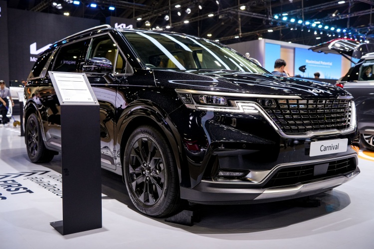 batch_The-Kia-Carnival-SXL-Luxury-7-seater KIA ขนทัพยานยนต์ครอบครัวพร้อมข้อเสนอสุดเซอร์ไพร์สในงาน Motor Show 2025
