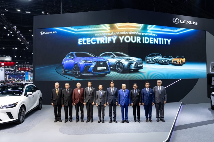 batch_Toyota-48 Lexus ขนทัพยนตรกรรมขุมพลังหลากหลาย พร้อมมอบประสบการณ์สุดเอ็กซ์คลูซีฟในงาน Motor Show 2025