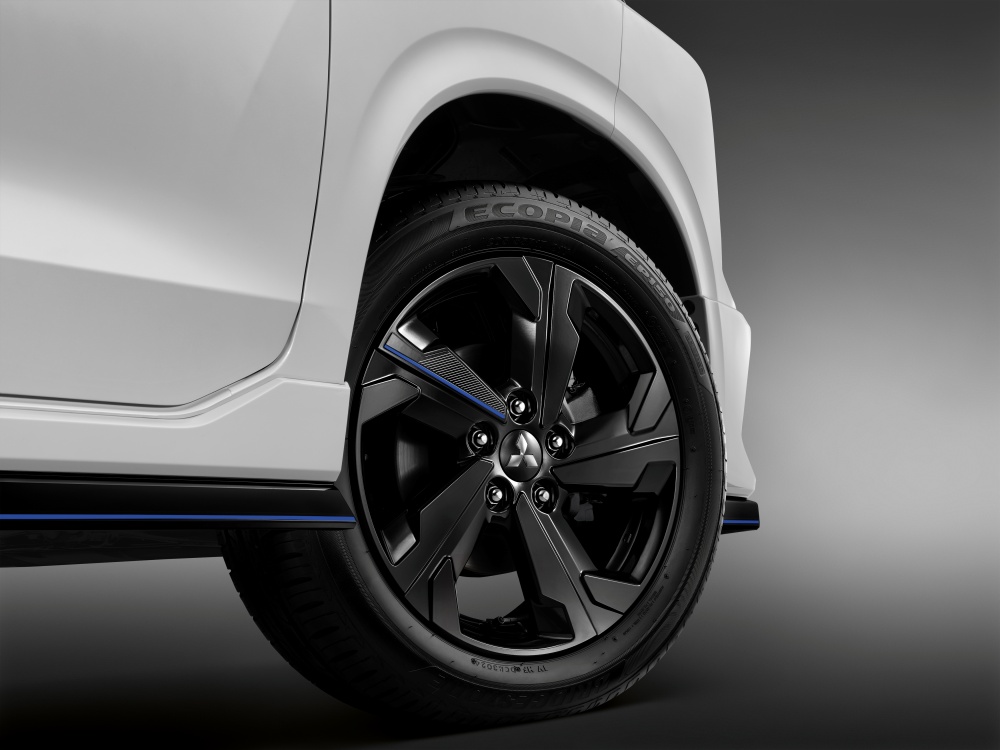 batch_XPANDER-HEV-PLAY_Wheel_final New Mitsubishi XPANDER CROSS HEV PLAY อีกขั้นของสไตล์ที่โดดเด่น