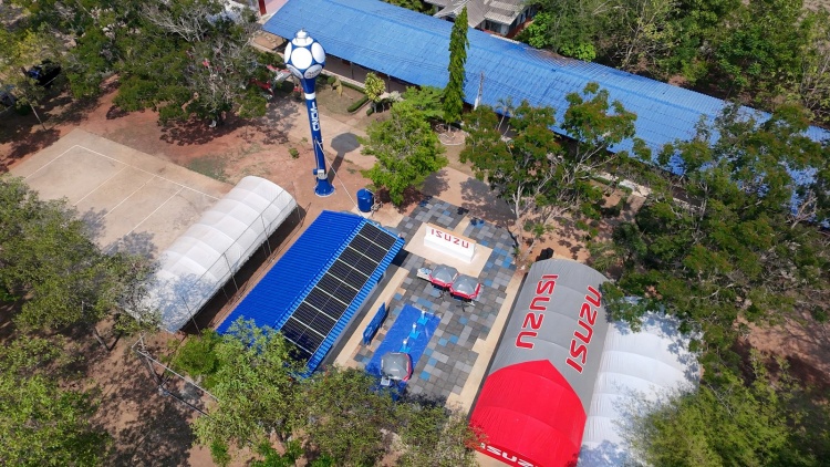 batch_การติดตั้งระบบพลังงานแสงอาทิตย์-1 “อีซูซุให้น้ำ...เพื่อชีวิต” ส่งมอบระบบน้ำดื่มสะอาดแก่โรงเรียนวัดพวงนิมิต จ.สระแก้ว