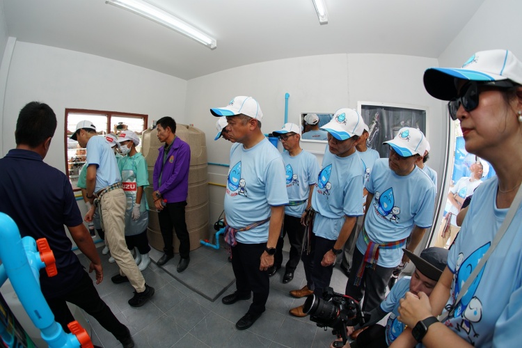 batch_งานอีซูซุให้น้ำ.เพื่อชีวิต-ครั้งที่-44-จังหวัดสระแก้ว-8 “อีซูซุให้น้ำ...เพื่อชีวิต” ส่งมอบระบบน้ำดื่มสะอาดแก่โรงเรียนวัดพวงนิมิต จ.สระแก้ว