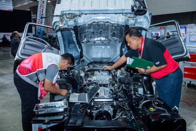 batch_บรรยากาศการแข่งขัน-Isuzu-Skill-Contest-2024-10 Isuzu จัดการแข่งขันทักษะด้านการขายและบริการหลังการขายประจำปี 2567