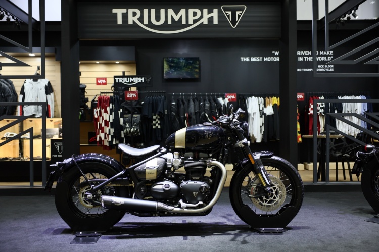 batch_ภาพประกอบข่าวประชาสัมพันธ์-1 Triumph บุก Motor Show 2025 ไฮไลท์เด็ด Bonneville Bobber TFC รุ่นพิเศษ