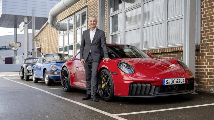 BAA8C01 75 ปีแห่งการผลิต Porsche ที่ Zuffenhausen