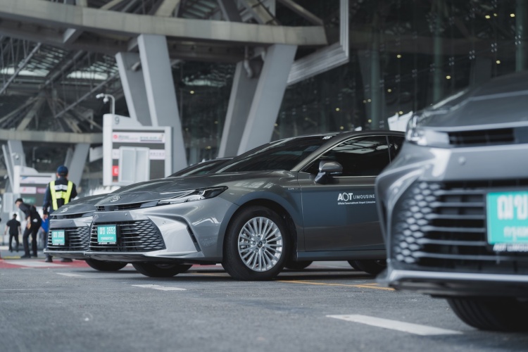 batch_5 AOT มั่นใจ เลือก All-New Camry สำหรับบริการลีมูซีนสุวรรณภูมิ