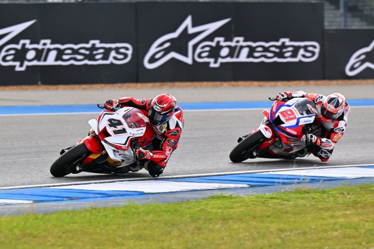 batch_8-1 “ชิพ” นครินทร์ประเดิมแชมป์เรซแรก ARRC 2025 รอบเปิดฤดูกาลสุดร้อนแรง