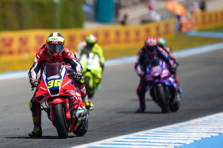 batch_MOTOGP-สนาม5-05 “ฮอนด้า” เดินหน้าสร้างผลงาน “มารินี” ท็อปเท็น “ก้อง-สมเกียรติ” อาร์มปั๊มเล่นงาน โมโตจีพี เฮเรซ