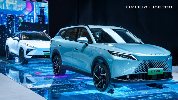 batch_OMODAJAECOO_Redefining-the-Global-Hybrid-Market_2 OMODA & JAECOO ส่งยานยนต์ไฮบริดตระกูล SHS ในงาน Shanghai Auto Show 2025