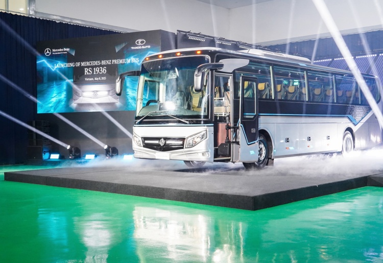 batch_07_ข่าวประชาสัมพันธ์-Mercedes-Benz-Bus-รุกตลาดรถโดยสารไทย-เปิดตัว-RS1936-รถบัสสำเร็จรูปครั้งแรก Mercedes-Benz Bus เปิดตัว RS1936 รถบัสสำเร็จรูปรุ่นใหม่ล่าสุด