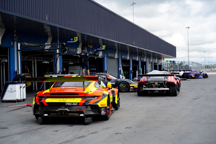 batch_17 ทัพซูเปอร์คาร์ GT3 ถึงไทยแล้ว นับถอยหลังระเบิดความันส์ GT World Challenge Asia 2025 สนาม 3