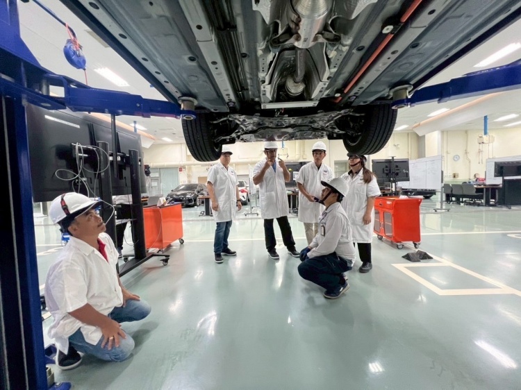 batch_3-1 Toyota เปิดหลักสูตรอบรมการบำรุงรักษารถยนต์ด้วยตัวเองสำหรับบุคคลทั่วไป