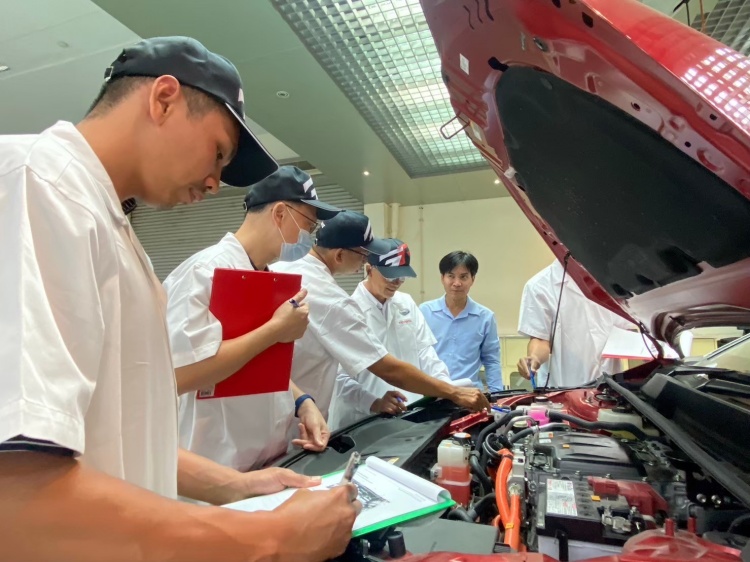 batch_4-3 Toyota เปิดหลักสูตรอบรมการบำรุงรักษารถยนต์ด้วยตัวเองสำหรับบุคคลทั่วไป