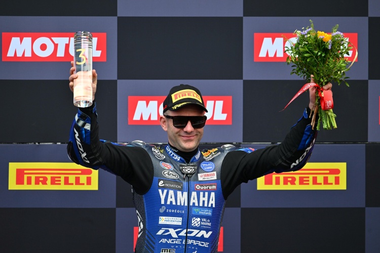 batch_497810141_1136733805164366_7236290700108816970_n YAMAHA YZF-R9 เบิ้ลโพเดียม “ออโตโดรม โมสต์” ออนจู ควง มายาส คว้าอันดับ 2-3 เวิลด์ ซูเปอร์สปอร์ต