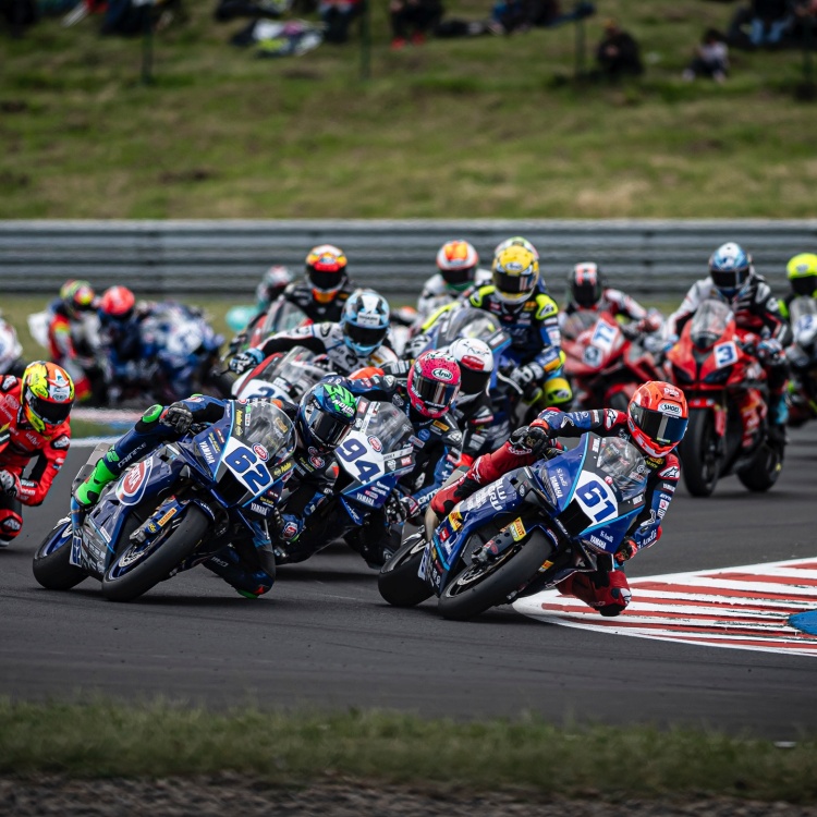 batch_497843622_18361080229179827_7383978882319842357_n YAMAHA YZF-R9 เบิ้ลโพเดียม “ออโตโดรม โมสต์” ออนจู ควง มายาส คว้าอันดับ 2-3 เวิลด์ ซูเปอร์สปอร์ต