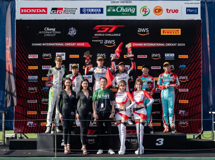 batch_5-1.poduim GT World Asia 2025 เปิดฉากสุดมันส์! “คู่หูนักแข่งจีน" กระหึ่มชัยชนะเรซแรกที่ไทย