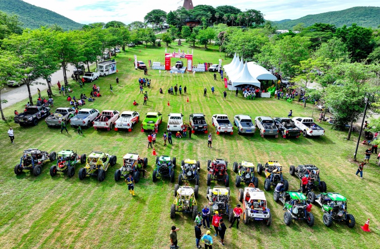 batch_DJI_20240630090838_0054_D_A Toyota Hilux Revo 10 เซียนประจัญบาน 2025 พร้อมระเบิดศึกออฟโรดยิ่งใหญ่ระดับอาเซียน