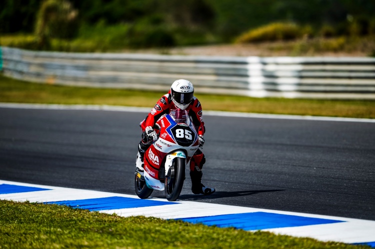 batch_JuniorGP-สนาม1-03 "ไม้คิว-เกียรติศักดิ์" ประเดิมเก็บแต้มสนามแรก! คว้าท็อป 12 จูเนียร์จีพี โปรตุเกส