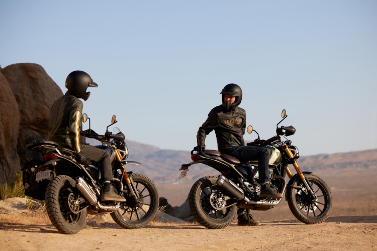 batch_Pic_Triumph_Speed-400-Scrambler-400-X-2 ปลุกจิตวิญญาณนักเดินทางในตัวคุณ กับ Triumph คันโปรด คู่หูทุกเส้นทางที่ไบค์เกอร์วางใจ