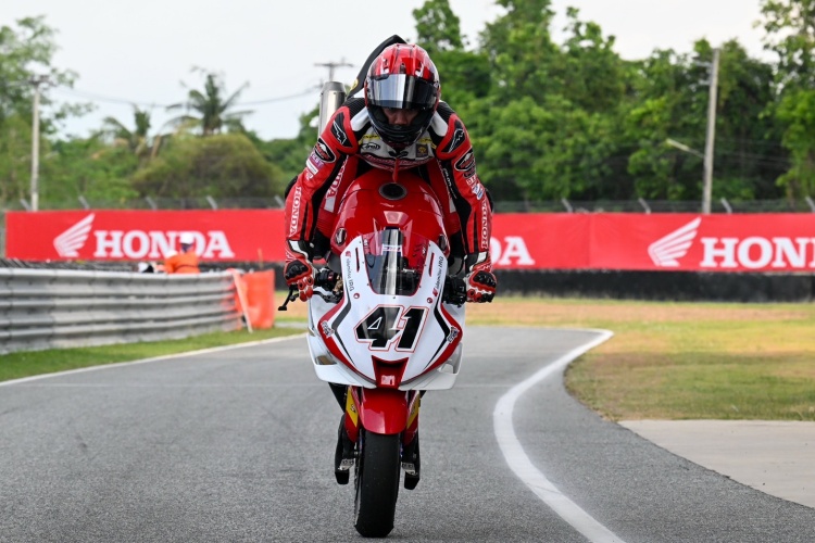 batch_PreARRCสนาม2-02 ชิพ-นครินทร์ นำทัพ CBR Series พร้อมดาวรุ่งไทยประชันศึก ARRC 2025 สนามที่ 2 มาเลเซีย