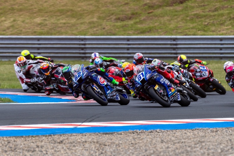 batch_S__539410444 “ออนจู” ฟอร์มโหด ! ควบ YAMAHA YZF-R9 ผงาดแชมป์เรซ 2 WorldSSP สาธารณรัฐเช็ก