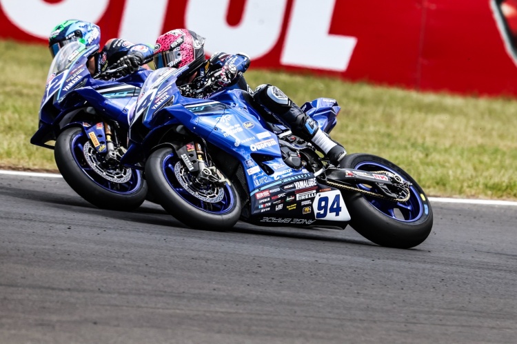 batch_S__539410447 “ออนจู” ฟอร์มโหด ! ควบ YAMAHA YZF-R9 ผงาดแชมป์เรซ 2 WorldSSP สาธารณรัฐเช็ก
