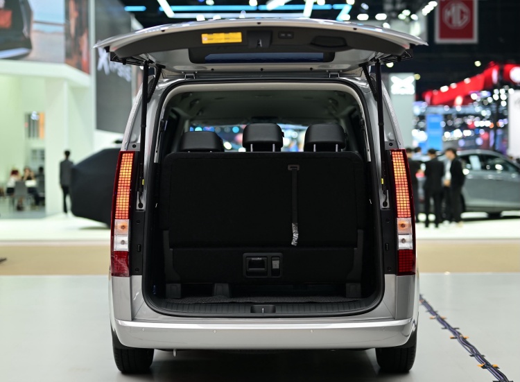 batch_รูปภาพประกอบข่าว_Hyundai-Staria_4 Hyundai Staria สานสายใยรักของครอบครัวส่งต่อคุณค่าจากรุ่นสู่รุ่น