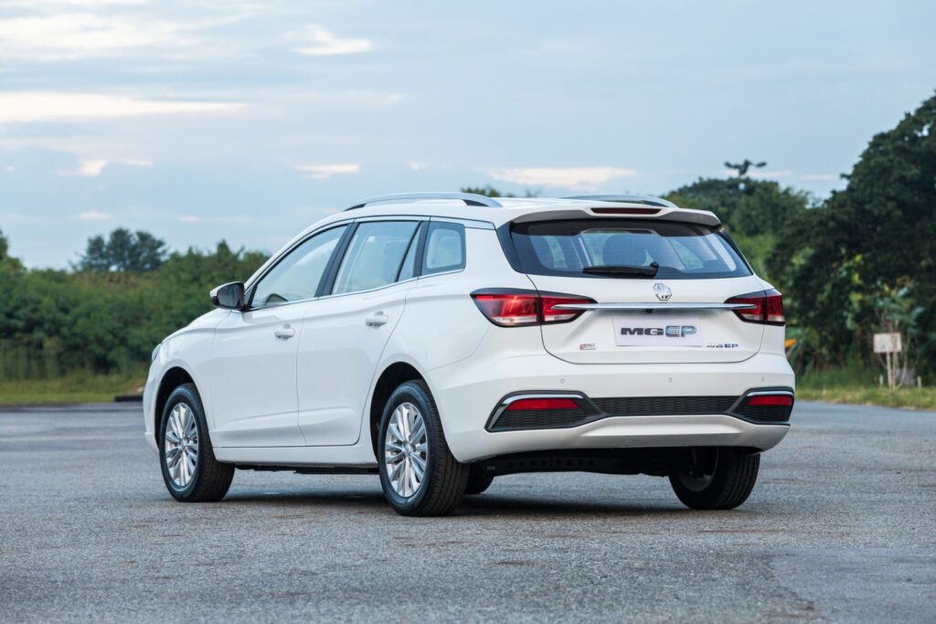 MG-MG-EP-PLUS-2-1024x683 MG EP PLUS ใหญ่กว่า กว้างกว่า คุ้มกว่า ในราคาพิเศษ จำนวนจำกัด!! เพียง 469,900 บาท