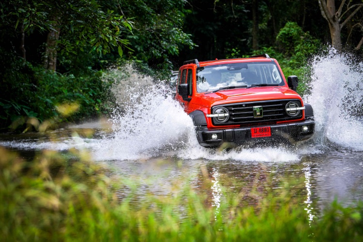 batch_007_Difference-2WD-4WD-of-NEW-GWM-TANK-300-DIESEL NEW GWM TANK 300 DIESEL – ทางเลือกที่ใช่ สำหรับทุกสไตล์ชีวิต ทั้ง 2WD และ 4WD