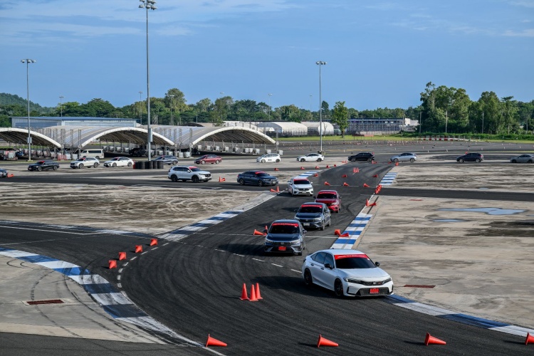 batch_02_Honda-Driving-Clinic Honda One Make Race 2025 Exclusive Trip นำทัพลูกค้าสายสปอร์ตสัมผัสประสบการณ์สุดเอ็กซ์คลูซีฟ