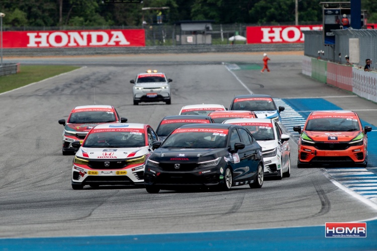 batch_1-2 "ธนาศิวณัฐ-ประพจน์" แบ่งชัย Honda One Make Race 2025 สนามแรกสุดเข้มข้น