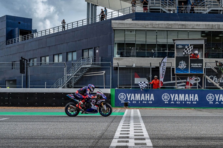 batch_11.ST1_เส้นชัย เกมพลิก! NEXZTER BRIC Superbike แลกกันสุดมันส์ “อนุชา” โชว์เก๋า ซิ่งแทร็กฝนคว้าชัยรุ่นใหญ่เปิดหัวฤดูกาล
