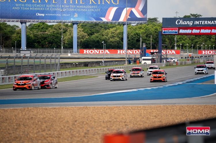 batch_8-3 "เคนตะ-ธนาศิวณัฐ" แบ่งชัยชนะ Honda One Make Race 2025 สนาม 2