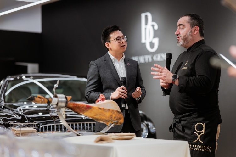 batch_Beauty-Gem-Benley-555-of-603 Beauty Gems x Bentley Bangkok the Ultimate Luxury Experience สัมผัสความงดงามของ Flying ‘B’ Mascot ประดับเพชร