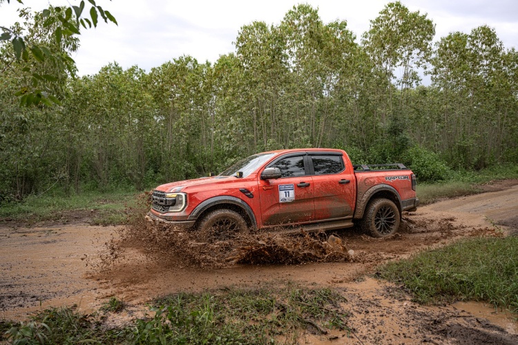 batch_Ford-TRRC-R2-2025_Track-Experience-04_0 เรนเจอร์ แร็พเตอร์ โชว์ผลงานคว้า 2 โพเดียม ในศึก TRRC 2025 สนามที่ 2