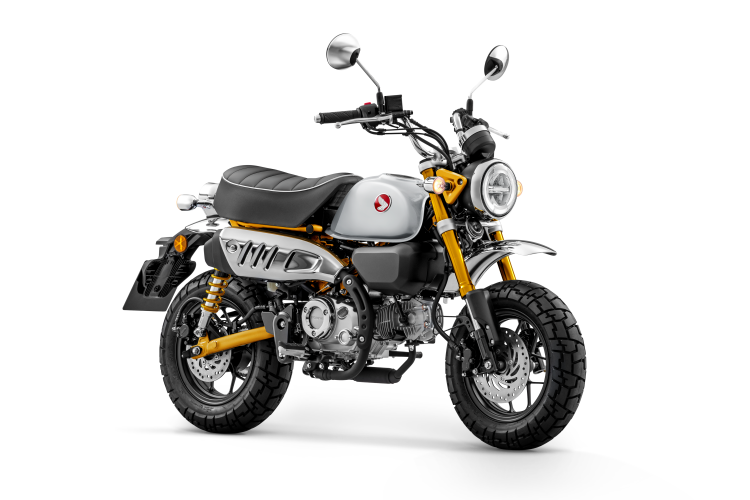 batch_Monkey-Moonlit-Silver_45-Right New Honda Monkey ‘Moonlit Silver’ สะกดทุกสายตาด้วยความซนสุดคลาสสิก